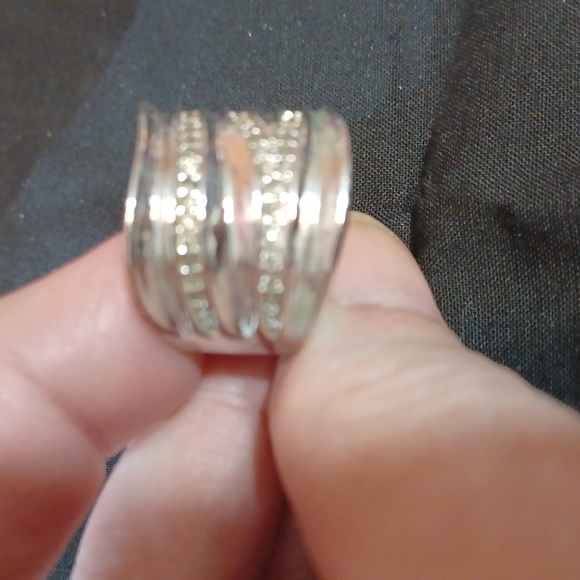 Lia sophia ring - Picture 4 of 4